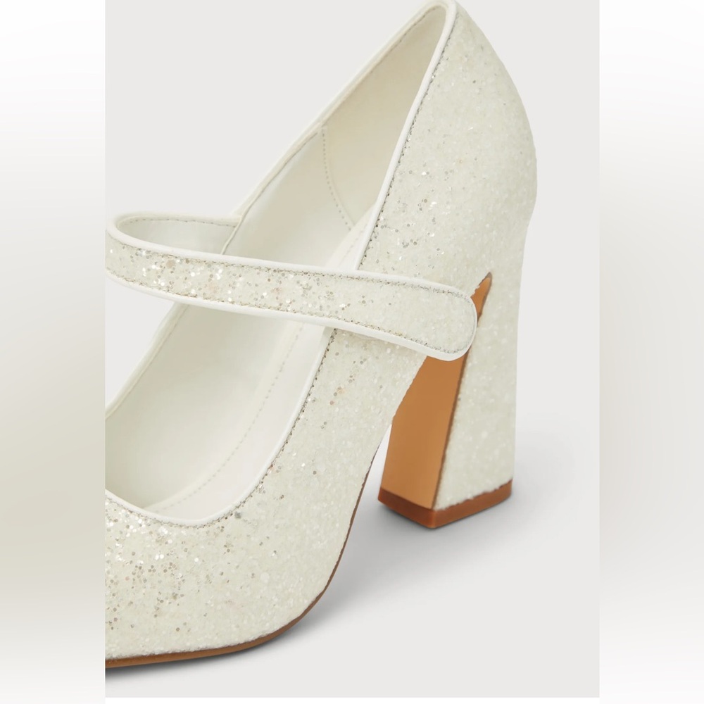 Lulu’s Luiz MOD White Glitter Pointed-Toe Pumps 9 - Picture 3 of 8